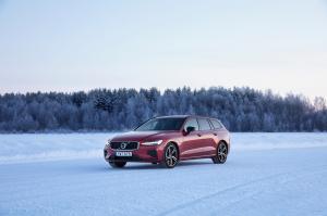 2018 Volvo V60 T8 R-Design